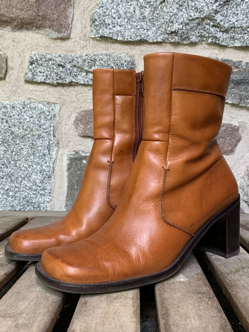 Vintage Y2K Aldo Leather Squared toe camel boots Size 10M